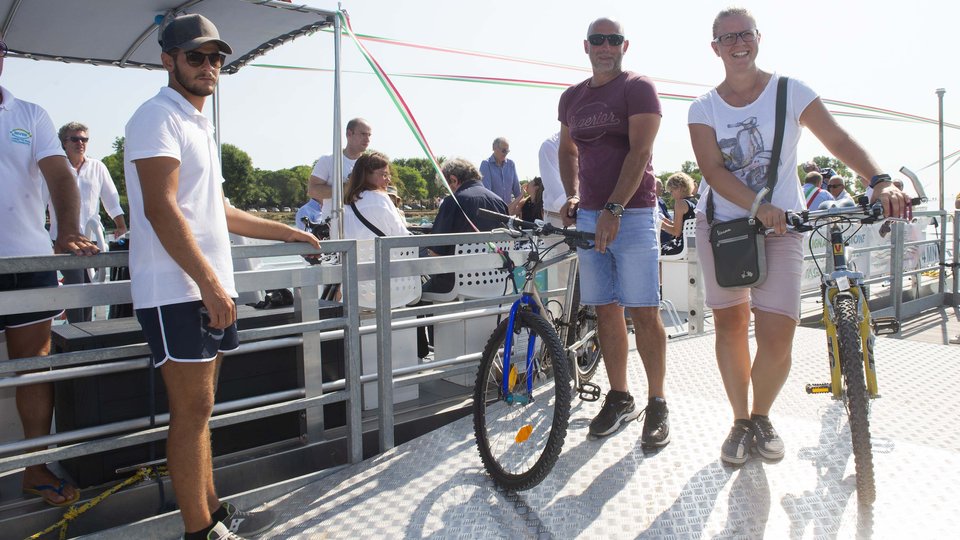 X River – Cycle and pedestrian ferry on the Tagliamento river